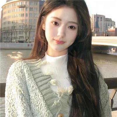 我才不要和人类恋爱呢